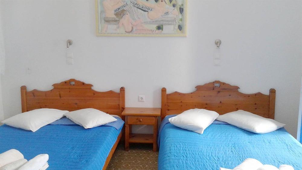 Studios Apartments Kapetanios Perivolos  Eksteriør billede